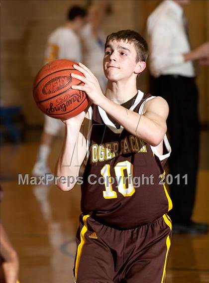Thumbnail 1 in Roger Bacon vs. Newport Central Catholic photogallery.