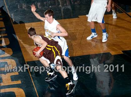 Thumbnail 1 in Roger Bacon vs. Newport Central Catholic photogallery.