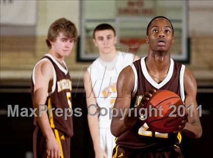 Thumbnail 2 in Roger Bacon vs. Newport Central Catholic photogallery.