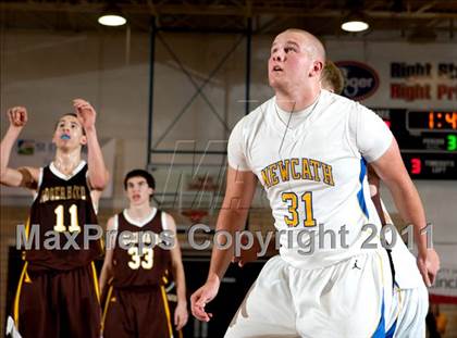 Thumbnail 3 in Roger Bacon vs. Newport Central Catholic photogallery.