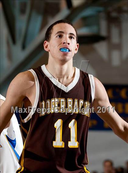 Thumbnail 2 in Roger Bacon vs. Newport Central Catholic photogallery.