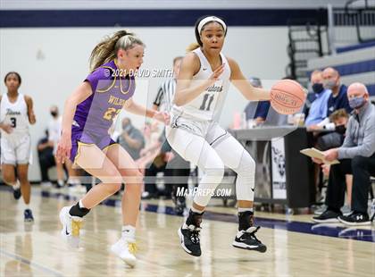 Thumbnail 1 in Blue Springs @ Lee's Summit West (MSHSAA Class 6 Sectional) photogallery.