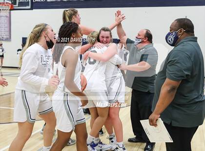 Thumbnail 2 in Blue Springs @ Lee's Summit West (MSHSAA Class 6 Sectional) photogallery.