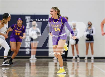 Thumbnail 1 in Blue Springs @ Lee's Summit West (MSHSAA Class 6 Sectional) photogallery.