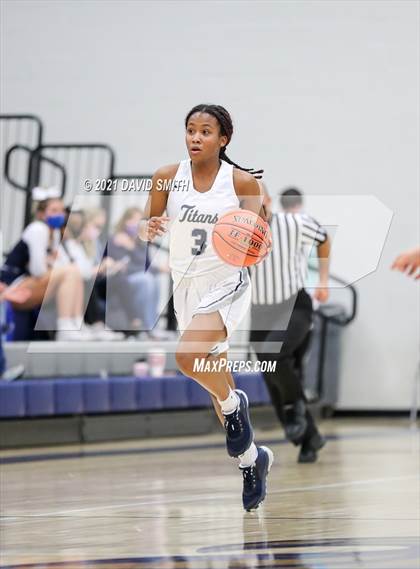 Thumbnail 2 in Blue Springs @ Lee's Summit West (MSHSAA Class 6 Sectional) photogallery.