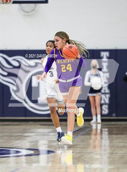 Thumbnail 3 in Blue Springs @ Lee's Summit West (MSHSAA Class 6 Sectional) photogallery.
