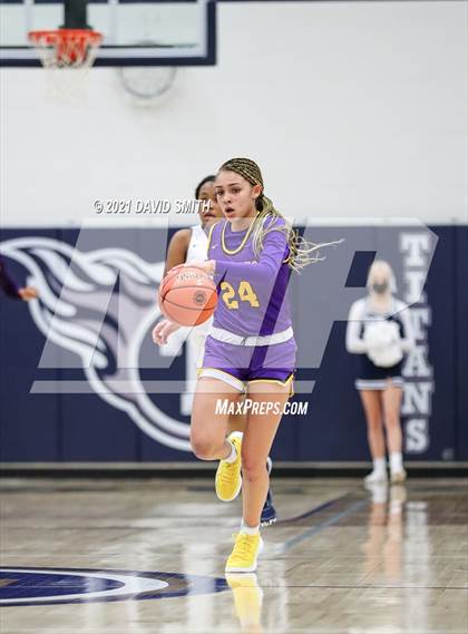 Thumbnail 1 in Blue Springs @ Lee's Summit West (MSHSAA Class 6 Sectional) photogallery.