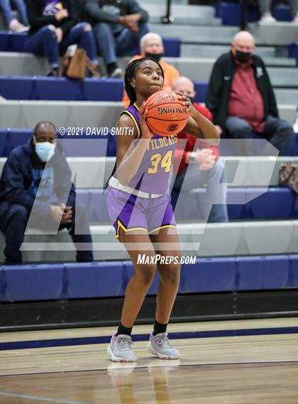 Thumbnail 1 in Blue Springs @ Lee's Summit West (MSHSAA Class 6 Sectional) photogallery.
