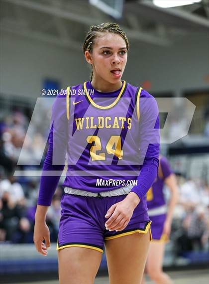 Thumbnail 3 in Blue Springs @ Lee's Summit West (MSHSAA Class 6 Sectional) photogallery.