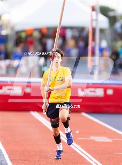 Thumbnail 3 in CIF State Track and Field Championships (Boys Pole Vault - Day 1) photogallery.