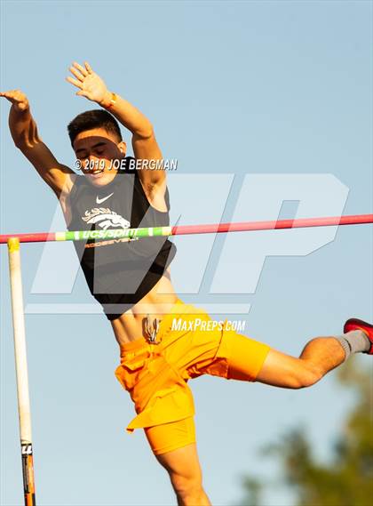 Thumbnail 1 in CIF State Track and Field Championships (Boys Pole Vault - Day 1) photogallery.