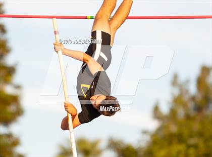 Thumbnail 1 in CIF State Track and Field Championships (Boys Pole Vault - Day 1) photogallery.