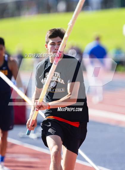 Thumbnail 2 in CIF State Track and Field Championships (Boys Pole Vault - Day 1) photogallery.
