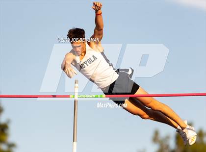 Thumbnail 1 in CIF State Track and Field Championships (Boys Pole Vault - Day 1) photogallery.