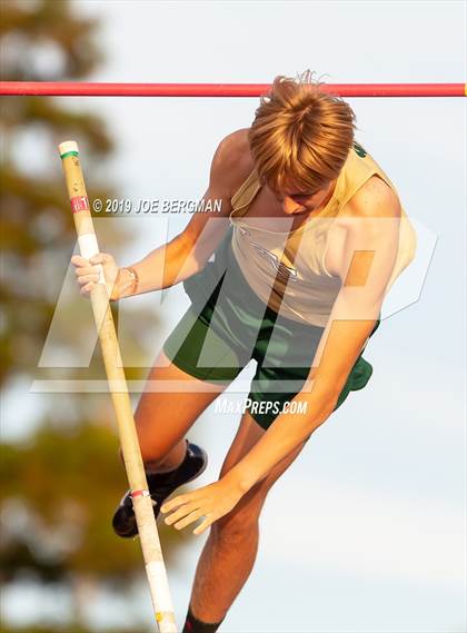 Thumbnail 1 in CIF State Track and Field Championships (Boys Pole Vault - Day 1) photogallery.