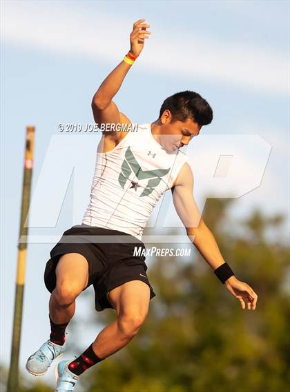 Thumbnail 3 in CIF State Track and Field Championships (Boys Pole Vault - Day 1) photogallery.