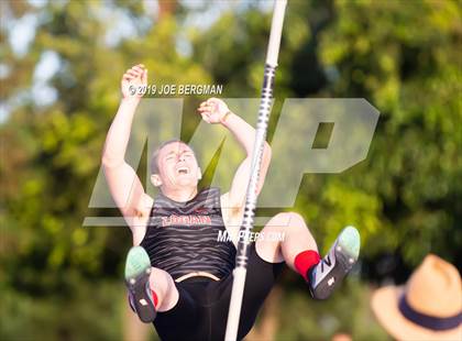 Thumbnail 2 in CIF State Track and Field Championships (Boys Pole Vault - Day 1) photogallery.