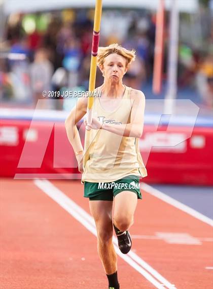 Thumbnail 2 in CIF State Track and Field Championships (Boys Pole Vault - Day 1) photogallery.