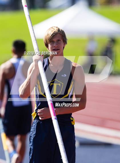 Thumbnail 2 in CIF State Track and Field Championships (Boys Pole Vault - Day 1) photogallery.