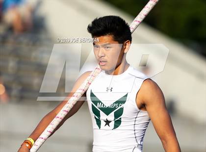 Thumbnail 1 in CIF State Track and Field Championships (Boys Pole Vault - Day 1) photogallery.