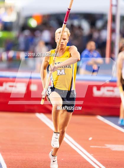 Thumbnail 3 in CIF State Track and Field Championships (Boys Pole Vault - Day 1) photogallery.
