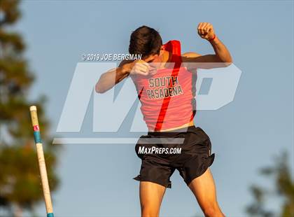 Thumbnail 3 in CIF State Track and Field Championships (Boys Pole Vault - Day 1) photogallery.