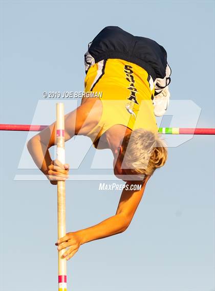 Thumbnail 2 in CIF State Track and Field Championships (Boys Pole Vault - Day 1) photogallery.