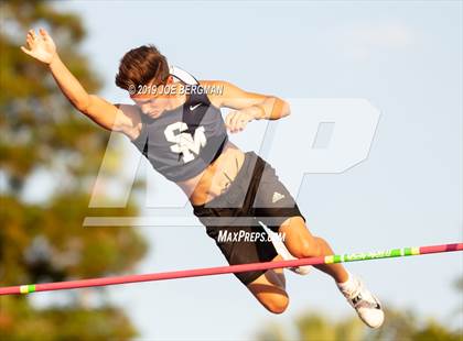 Thumbnail 2 in CIF State Track and Field Championships (Boys Pole Vault - Day 1) photogallery.