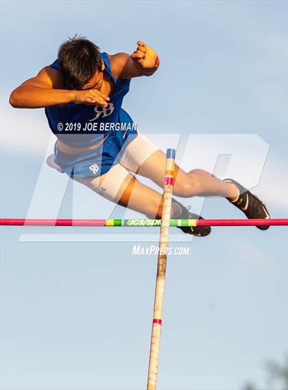 Thumbnail 1 in CIF State Track and Field Championships (Boys Pole Vault - Day 1) photogallery.