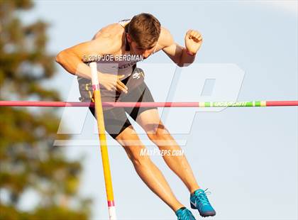 Thumbnail 2 in CIF State Track and Field Championships (Boys Pole Vault - Day 1) photogallery.