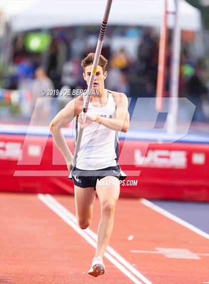 Thumbnail 2 in CIF State Track and Field Championships (Boys Pole Vault - Day 1) photogallery.