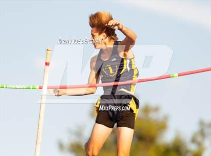 Thumbnail 3 in CIF State Track and Field Championships (Boys Pole Vault - Day 1) photogallery.