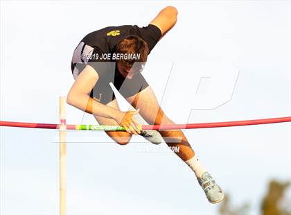 Thumbnail 2 in CIF State Track and Field Championships (Boys Pole Vault - Day 1) photogallery.