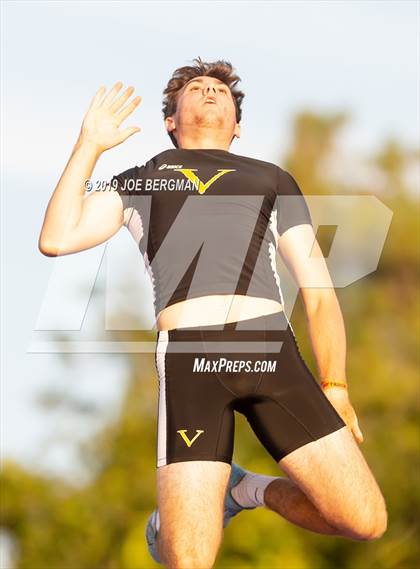 Thumbnail 1 in CIF State Track and Field Championships (Boys Pole Vault - Day 1) photogallery.