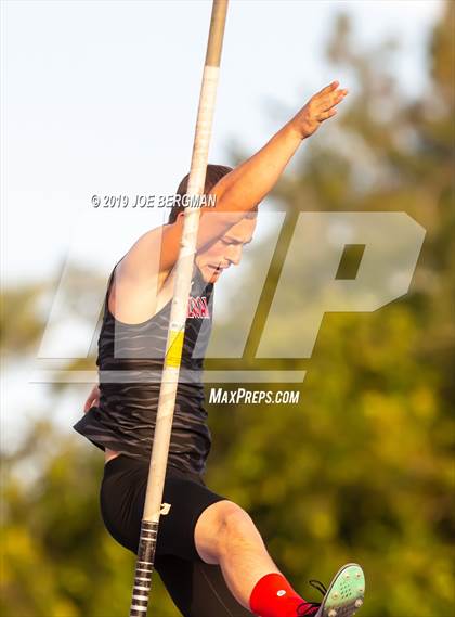 Thumbnail 1 in CIF State Track and Field Championships (Boys Pole Vault - Day 1) photogallery.