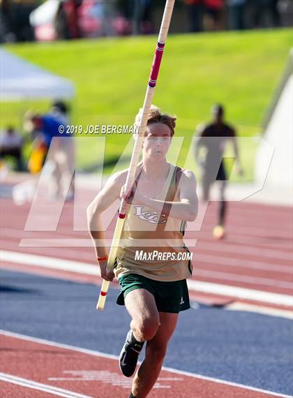 Thumbnail 1 in CIF State Track and Field Championships (Boys Pole Vault - Day 1) photogallery.