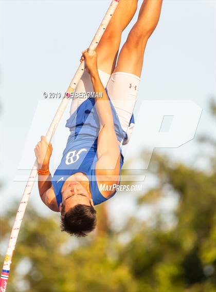 Thumbnail 2 in CIF State Track and Field Championships (Boys Pole Vault - Day 1) photogallery.