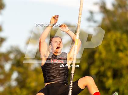 Thumbnail 1 in CIF State Track and Field Championships (Boys Pole Vault - Day 1) photogallery.