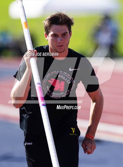 Thumbnail 2 in CIF State Track and Field Championships (Boys Pole Vault - Day 1) photogallery.