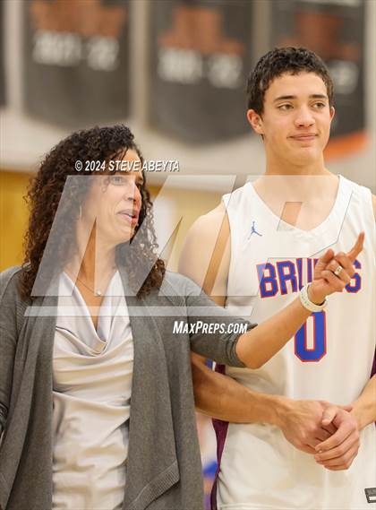 Thumbnail 2 in Cherry Creek Senior Night photogallery.