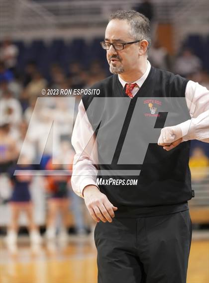 Thumbnail 1 in South Side vs Manhasset (NYSPHSAA Section 8 Class A Final) photogallery.