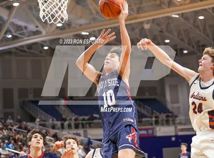 Thumbnail 1 in South Side vs Manhasset (NYSPHSAA Section 8 Class A Final) photogallery.