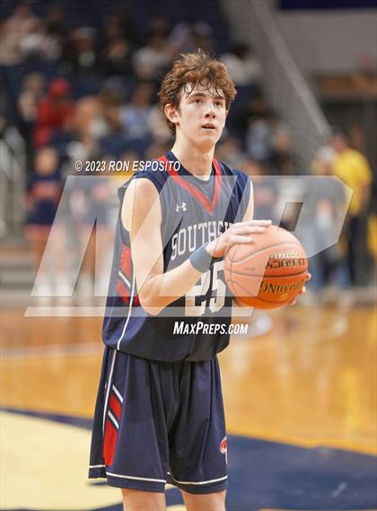 Thumbnail 2 in South Side vs Manhasset (NYSPHSAA Section 8 Class A Final) photogallery.