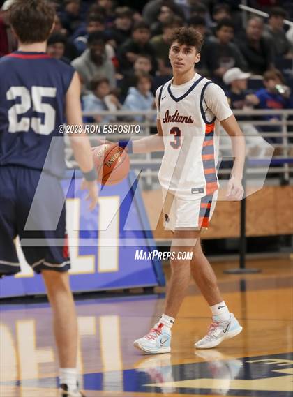 Thumbnail 1 in South Side vs Manhasset (NYSPHSAA Section 8 Class A Final) photogallery.