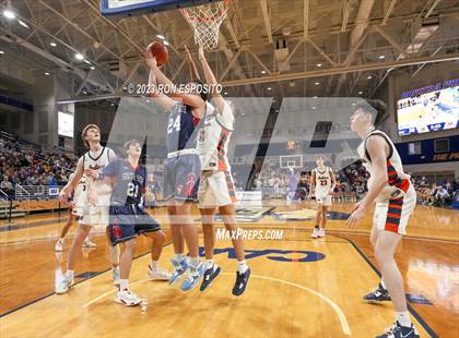 Thumbnail 2 in South Side vs Manhasset (NYSPHSAA Section 8 Class A Final) photogallery.