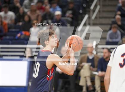Thumbnail 1 in South Side vs Manhasset (NYSPHSAA Section 8 Class A Final) photogallery.