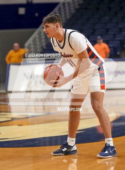 Thumbnail 3 in South Side vs Manhasset (NYSPHSAA Section 8 Class A Final) photogallery.
