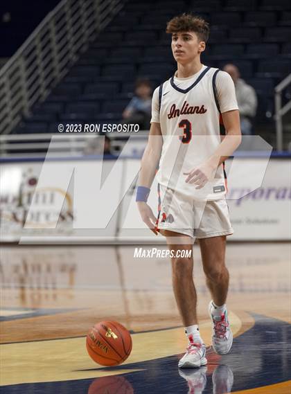 Thumbnail 1 in South Side vs Manhasset (NYSPHSAA Section 8 Class A Final) photogallery.
