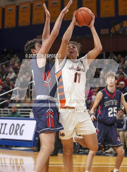 Thumbnail 1 in South Side vs Manhasset (NYSPHSAA Section 8 Class A Final) photogallery.