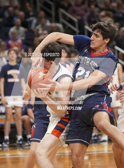 Thumbnail 2 in South Side vs Manhasset (NYSPHSAA Section 8 Class A Final) photogallery.